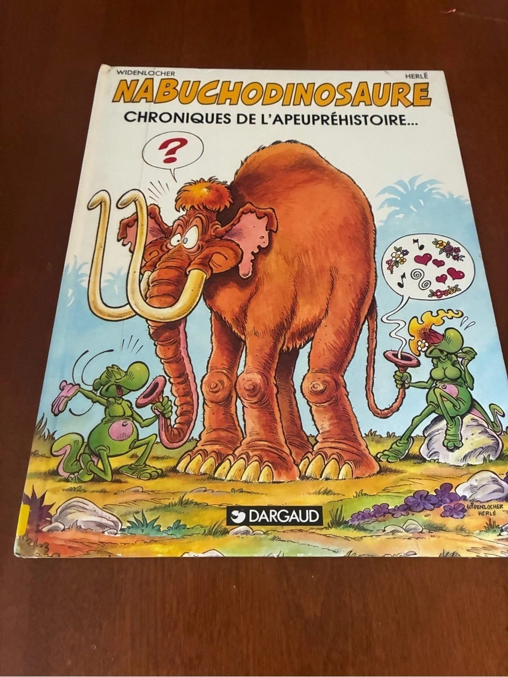 Dargaud Nabuchodinosaure Tome 2: Chroniques de l'apeupréhistoire. Comic Book